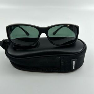 Cocoons over the glasses sunglasses with case